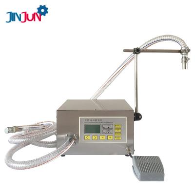 China Food JINJUN-21A commercial semi-automatic small gear pump soybean oil, peanut oil, lubricating oil filling machine for sale