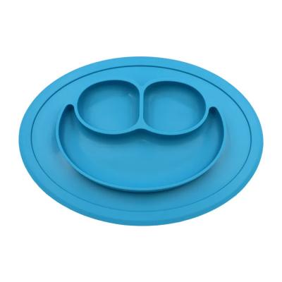 中国 Food Plate Newborn Feeding Set Smiley Pattern Shape Silicone Plate 販売のため