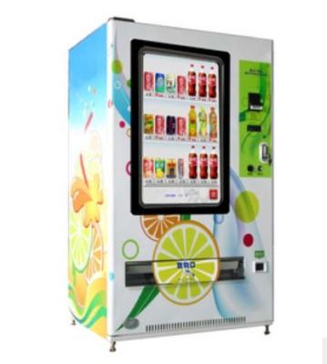 China Interactive 55 inch Touch Operated Snack Vending Machines for Bus Station for sale