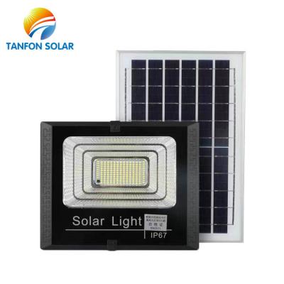 China Remote Control + Solar Flood Light 200w 300w 400w 800w Timing Control LED Flood Light ip67 Led Light Outdoor Wall Light for sale