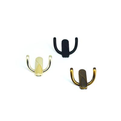 China Retail Industry Top Quality Widely Used Zinc Alloy Custom Clothes Furniture Hook for sale