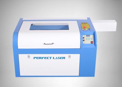 China Leer en glas Co2-lasergraveur, Co2-lasersnijmachine met waterkoelingssysteem Te koop