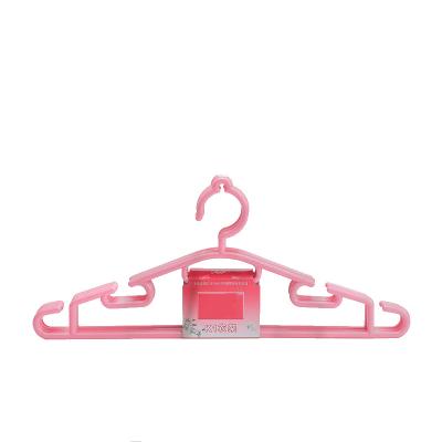 China BBA Factory Price Manufacturer Wholesale Body Tank Modern Custom Top Hangers with Logo Clothes Coat Plastic Laundry Hangers for Fabrics for sale