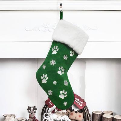 China CHONGWANWU Christmas Decoration Supplies Viable Dog Christmas Stocking Embroidery Pawprint Snowflake Christmas Decor Custom Socks for sale