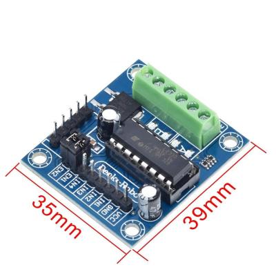 China L293 L293D Protector de motor de transmisión continua Mini 4CH 4 canales Protector de expansión de motor de Arduino en venta