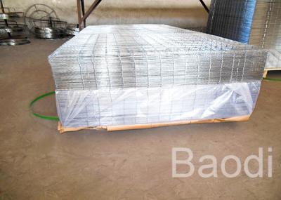 China Smooth Surface Welded Wire Mesh Panels For Architecture / Agricultural / Transportation for sale