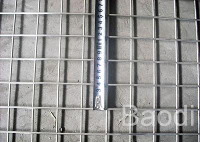 China Low Carbon Iron Wire Electric Galvanized Welding Mesh Panels for sale