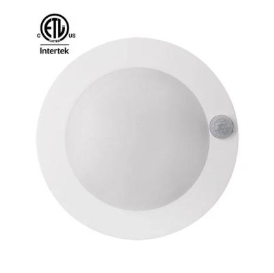 China Luminous Efficiency 6 Inch Surface Mount Ceiling Disc Light 120VAC 10 Watt 800Lm CRI80+ 5000K Daylight LED Motion Sensor White Cabinet Light for sale