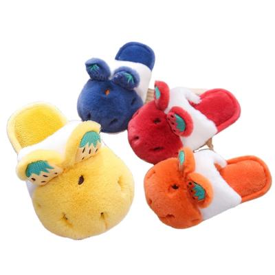 China Lightweight Toddler Slippers Boys Girls Warm Slippers Cute Home Winter Indoor Bedroom Slippers For Kids for sale