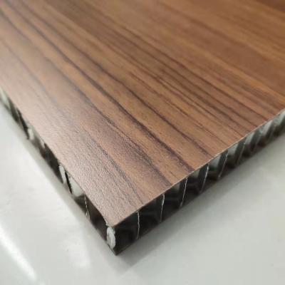 Cina Bordo di legno del favo del grano HPL 1200x1300mm per la decorazione in vendita