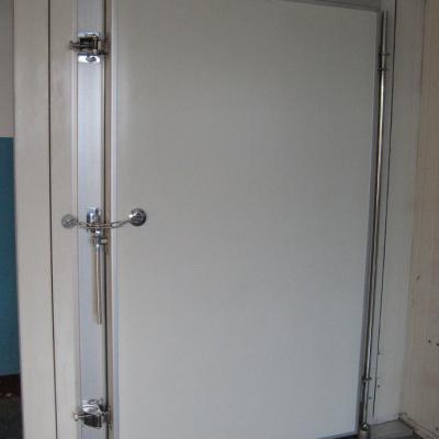 China Hotels cold room door for sale