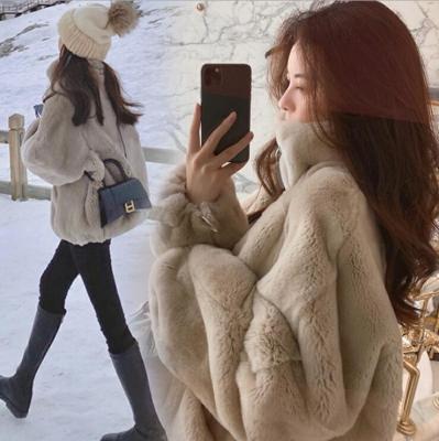 China 2021 Wholesale Women's Sustainable Faux Rabbit Plush Coat New Winter Furry Coats Small Warm Thick Perfume Wind Coats for sale