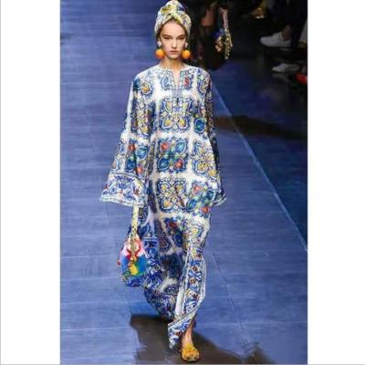 China Anti-wrinkle wholesale women's beach dress blue and white bohemian china evening dress middle east floor long dress floor length printed dresses for sale