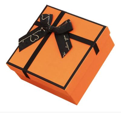 China Recyclable Creative Bow Scarf Gift Box Orange Birthday Gift Box Cosmetic Lipstick Packaging Box Valentine's Day for sale