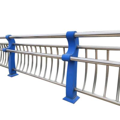 China Custom Made Easily Assembled New No Dig Simple Stainless Steel Barrier Wrought Iron Metal Road Fencing Design Road Pedestrian Barrier for sale