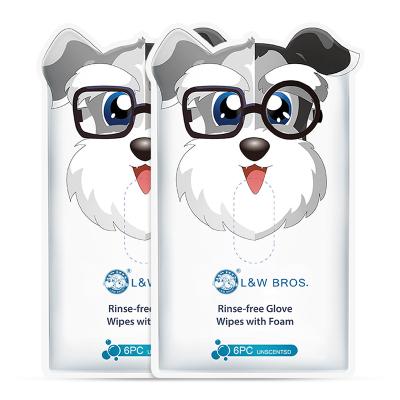 China Cleaning Foam Bath Gentle Formula Cleaning Decontamination Pet Glove Wet Wipes for sale