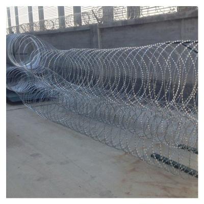 China Variety and Easy to Install Bladed Coil Galvanized Barbed Wire Fence Roll Farm Galvanized for sale