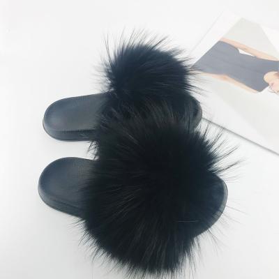 China New Lightweight Fashion Raccoon Fur Slipper Fox Fur Fluffy Slides For Women for sale