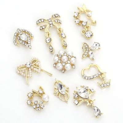 China Xichuan k Alloy Shiny Gold White Irregular Fancy Decoration With Crystal Stones Bead Glass Press On Nail Art Supplies Fake Stone for sale