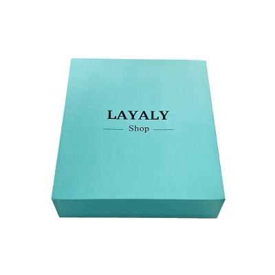 China Recycled Materials Wave Lid Cardboard Lid Storage Packaging Custom Magnetic Gift Box for sale