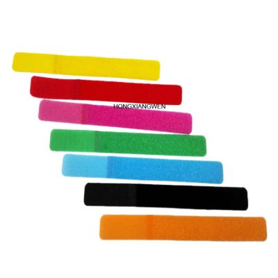 China Nylon Colored Tying Nylon Cable Tie Down Ties Rope Reusable Hook And Loop for sale