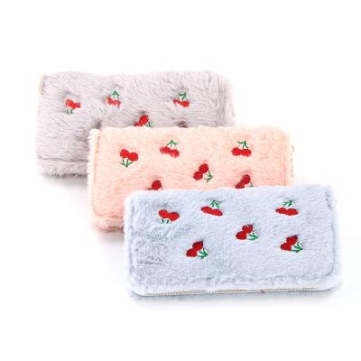 China 2020 Customized New Product Ideas Plush Wallet Girl The Small Clip Of Ladies Wallets And Purses for sale