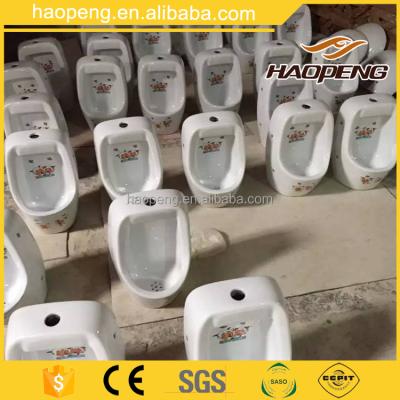 China Kindergarten Ceramic Sanitary Bathroom Wall Hung Urinal Children Small Size Ceramic Urinals for sale