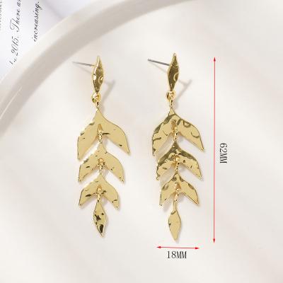 China New high quality women's earrings fish long jewelry fashion thin Korean temperament geometry fashion bone bone statement gold drop earring 2022 for sale