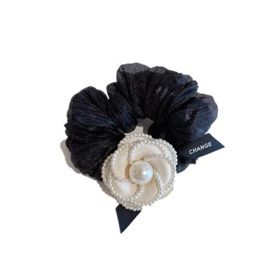 China Tops 2021 New Design Hair Scrunchies Elastic Satin Elastic Hair Silk Ties 3 Colors Hair Scrunchies for sale