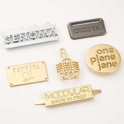 중국 Zinc Alloy Hollow Engraving Metal Logo Cut Out Plate Tags 판매용