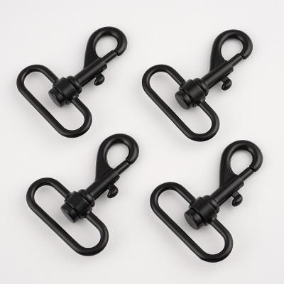 Cina Customized Zinc Alloy Swivel Snap Hook Dog Leash Eye Bolt Snap Per Borsa 38mm Black Eye in vendita