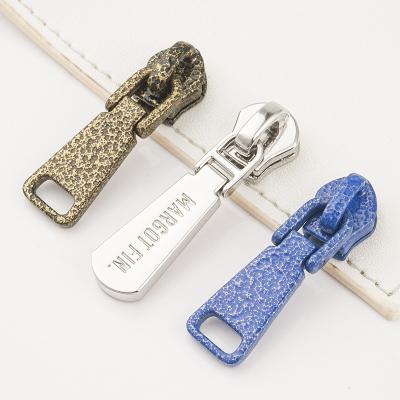 China Customized 5 Metal Zipper Puller for Custom Bags 100% QC Pass Guaranteed for sale