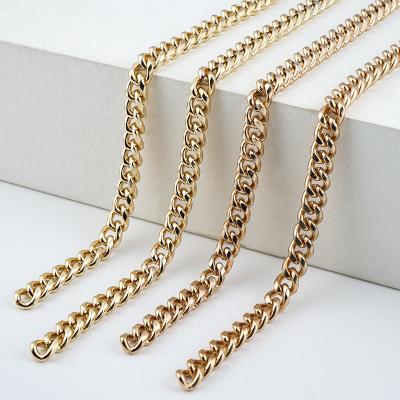 Chine Hardware Decoration Custom Gold Strap Chain Bag for Handbag Part Accessories à vendre