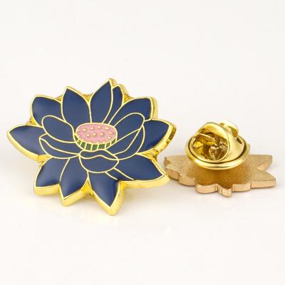 Κίνα 2-7MM Thickness Custom Lapel Pin Flower Soft Enamel Pin for Eco-Friendly Backpack προς πώληση