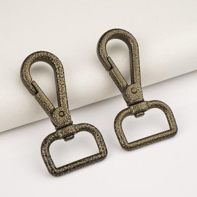 Китай 20mm Metal Lanyard Swivel Hook User-Friendly and Bronze Webbing Spring Snap Hook продается