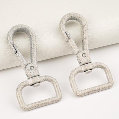 中国 High Grade Metal Swivel Snap Hook for Handbag 20mm White Metal Snap Spring Hook Buckle 販売のため