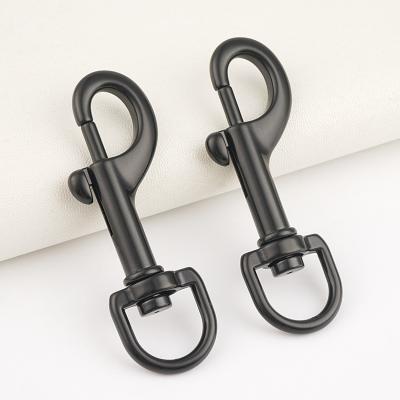 China Dog Leash Hardware 3/5 Inch Glossy Black Metal Snap Hooks for Ready Mould Bag Hardware for sale