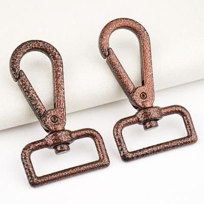 China Custom Handbags Hardware Antique Copper Metal Swivel Clasp Hook 1 Inch Snap Dog Hook for sale