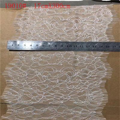 China Latest Design 100%nylon Memory Fringe Lace Fabric Trim Eyelash Lace Trim Chantilly Lace for sale