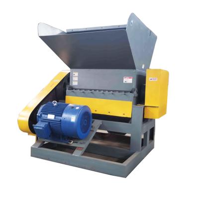 China Good Wide Range Price Flake Blade Recycling Waste Plastic Pet Bottle Granulator Crusher for sale