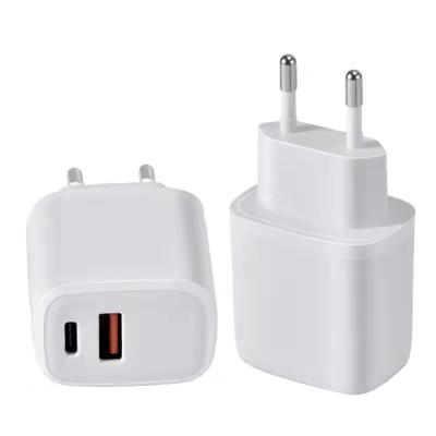 China USB Travel PD Wholesale Charger A+C 30W Wholesale Charger Fast Charging US Standard Adapter for sale