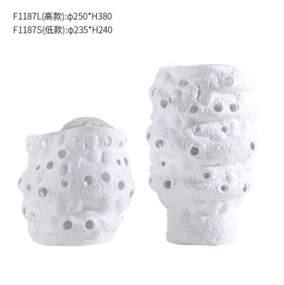 China Living room Bohemian modern creative office dry home device flower arrangement flower vase resin vase sales office model soft decoration for sale