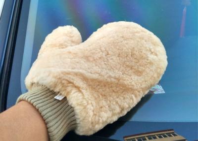 China Sheepskin Car Wash Mitt Free Sample Lambswool Car Polishing Wash Mitt with Thumb for sale