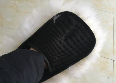 China Single Sided Fur Sheepskin Car Wash Mitt For Detailing Cleaning / Polishing for sale