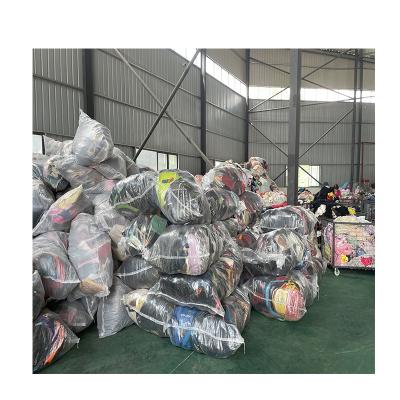 China Mixed Style 35kg Second Hand Used Bags Mixed Wholesale Volumes Used Bags Lady Bags for sale