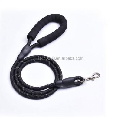 China Thoughtful Dog Lead Dog Leash Lead Chain Rope Pet Supplies for sale