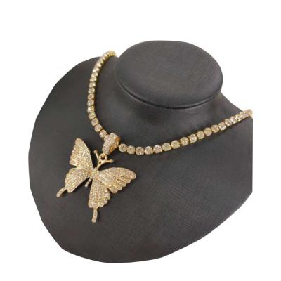 China 2020 New Crystal Butterfly Necklace Silver Butterfly Lady Necklace Daily Wear Wholesale CLASSICS for sale