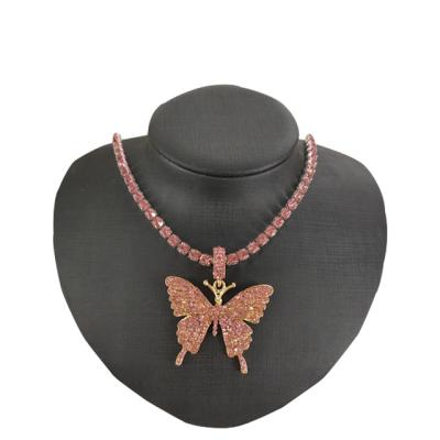 China New Fashion Crystal Butterfly Necklace Metal Butterfly Lady CLASSIC Necklace Wholesale for sale