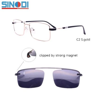 China For ready stock hotselling men's reading glass brand designer monocle metal frames with uv400 polarize clip for sale