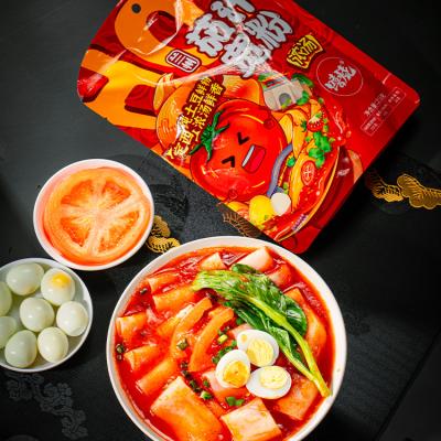 China Hot Spicy Tomato Sauce Vermicelli Flour Noodle Fast Food Pot Spicy Fresh Potato Vermicelli with Vegetables for sale